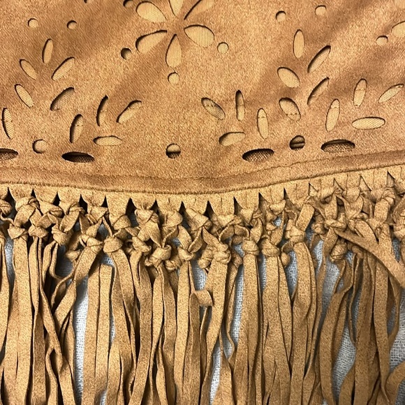 ⭐️FRINGE Savanna Jane faux suede skirt camel color  sz S - Picture 5 of 5
